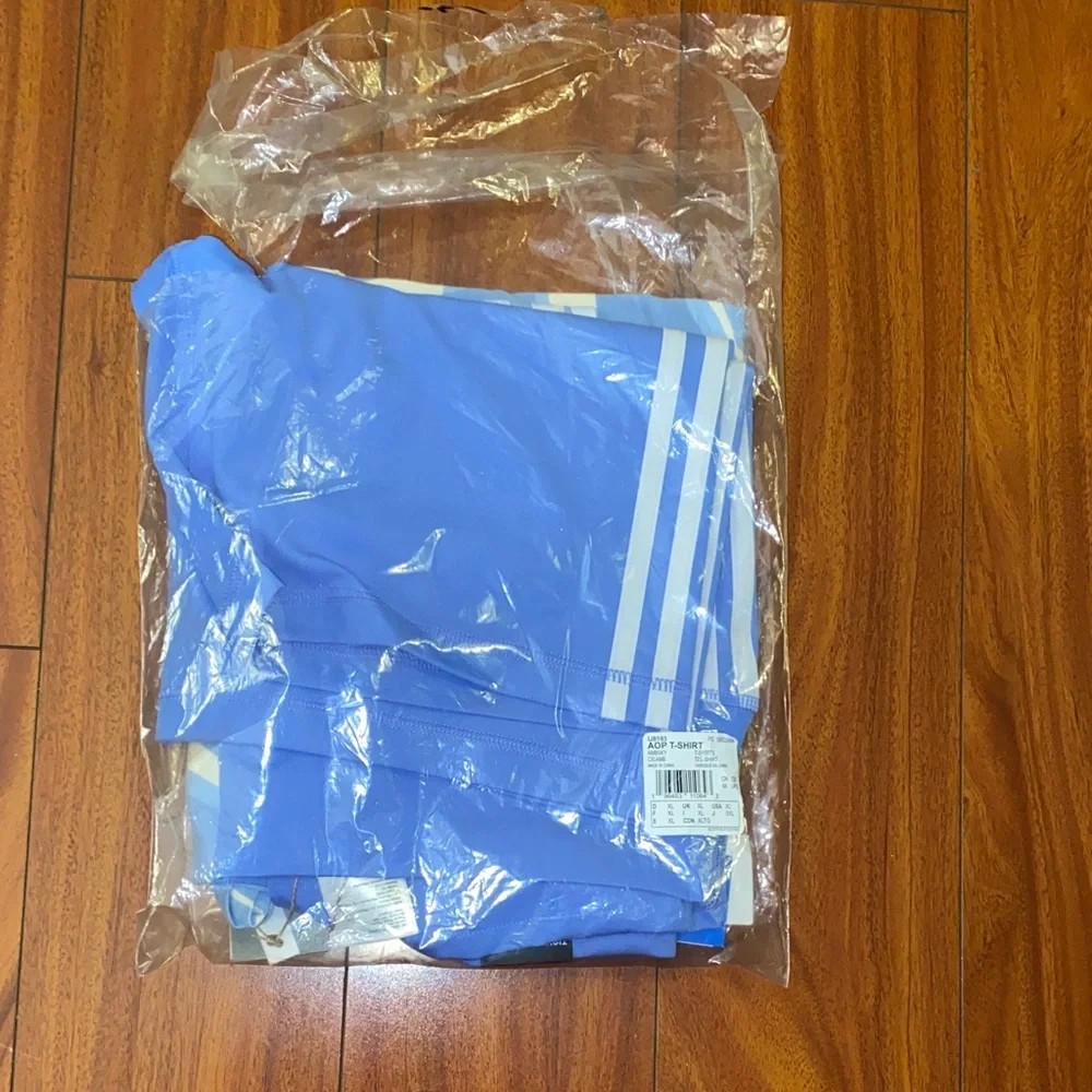 🧊 Adidas Blue and White Zebra Print TShirt/Short 2pcs Combo NWT🧊 - Picture 5 of 7
